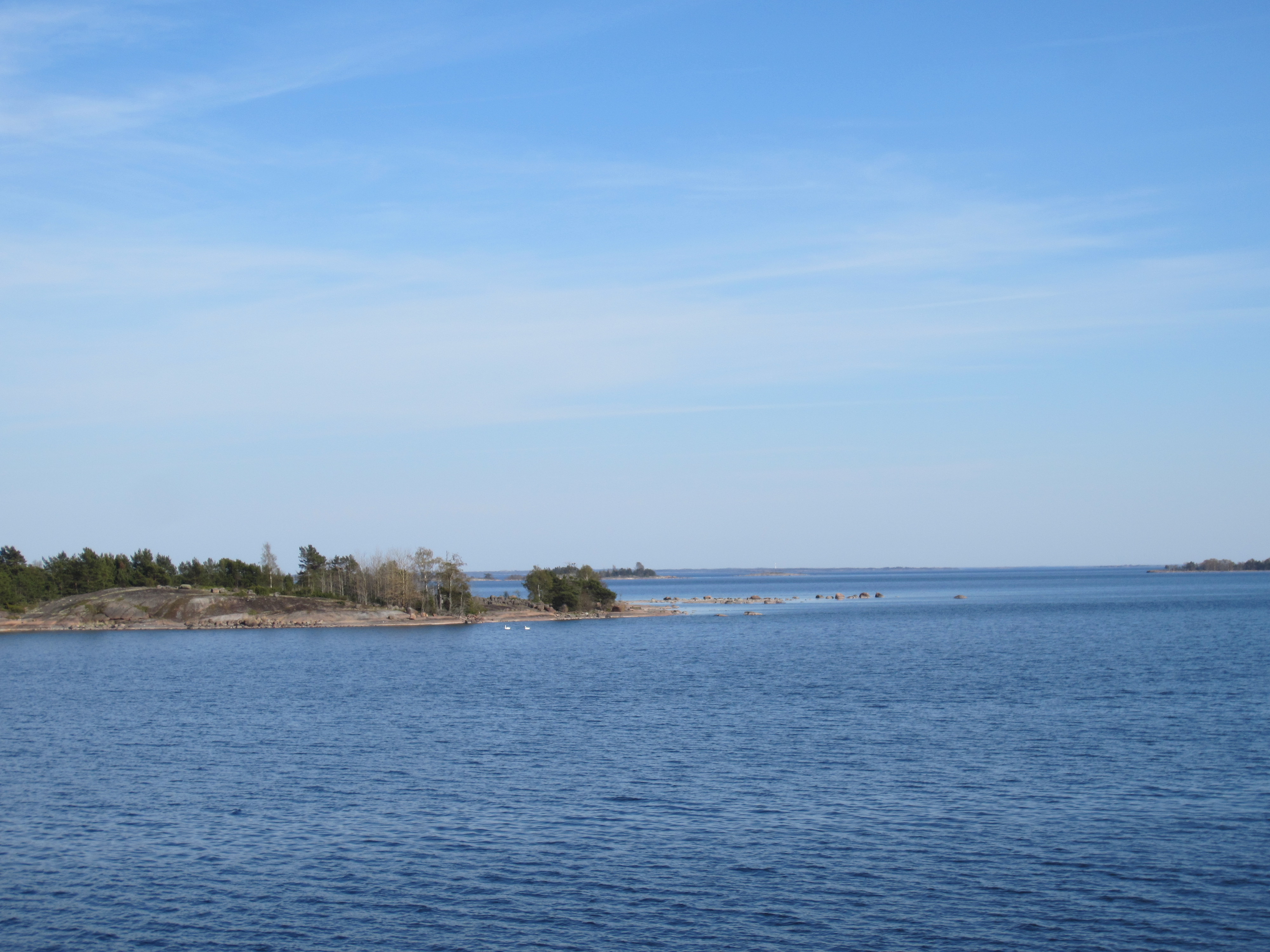 Ferry trip from Hummelvik to Torsholma